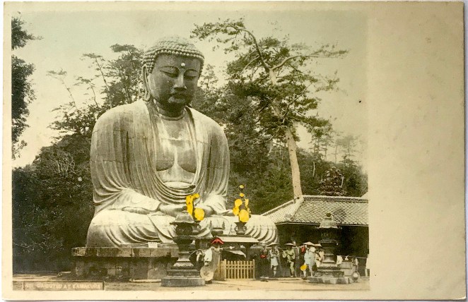 Esaki’s Pilgrims at the&nbsp;Daibutsu